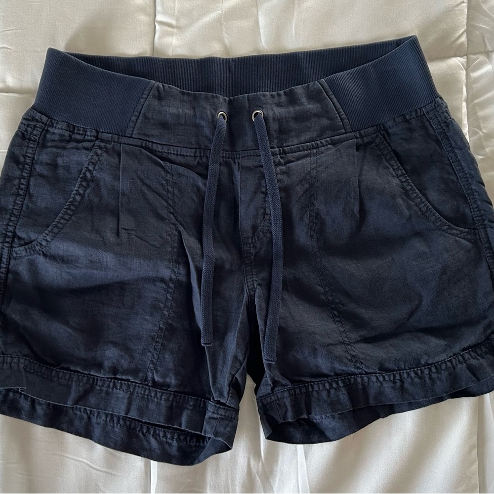 Athleta linen shorts 🩳